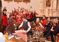 Predpraznicni koncert orkestrov in pevskega zbora 12. 12. 2019